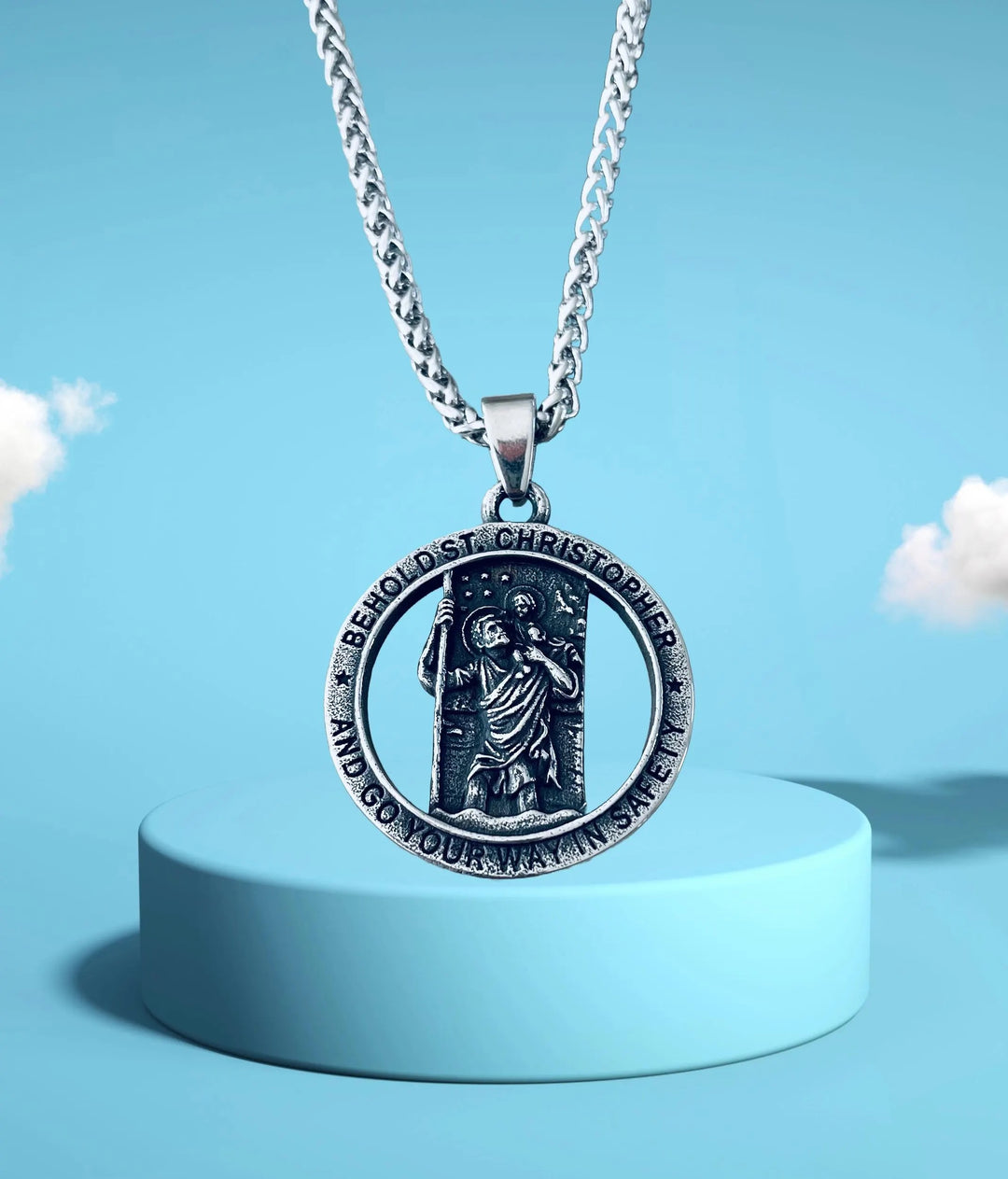 Saint Christopher necklace in stainless steel, featuring round medal for traveler’s protection on sturdy chain