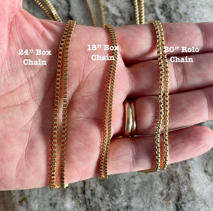Saint Christopher Necklace Gold Patron Saint of Travelers Medal Protection Charm Necklace with Birthstone Custom Religious Jewelry Gift