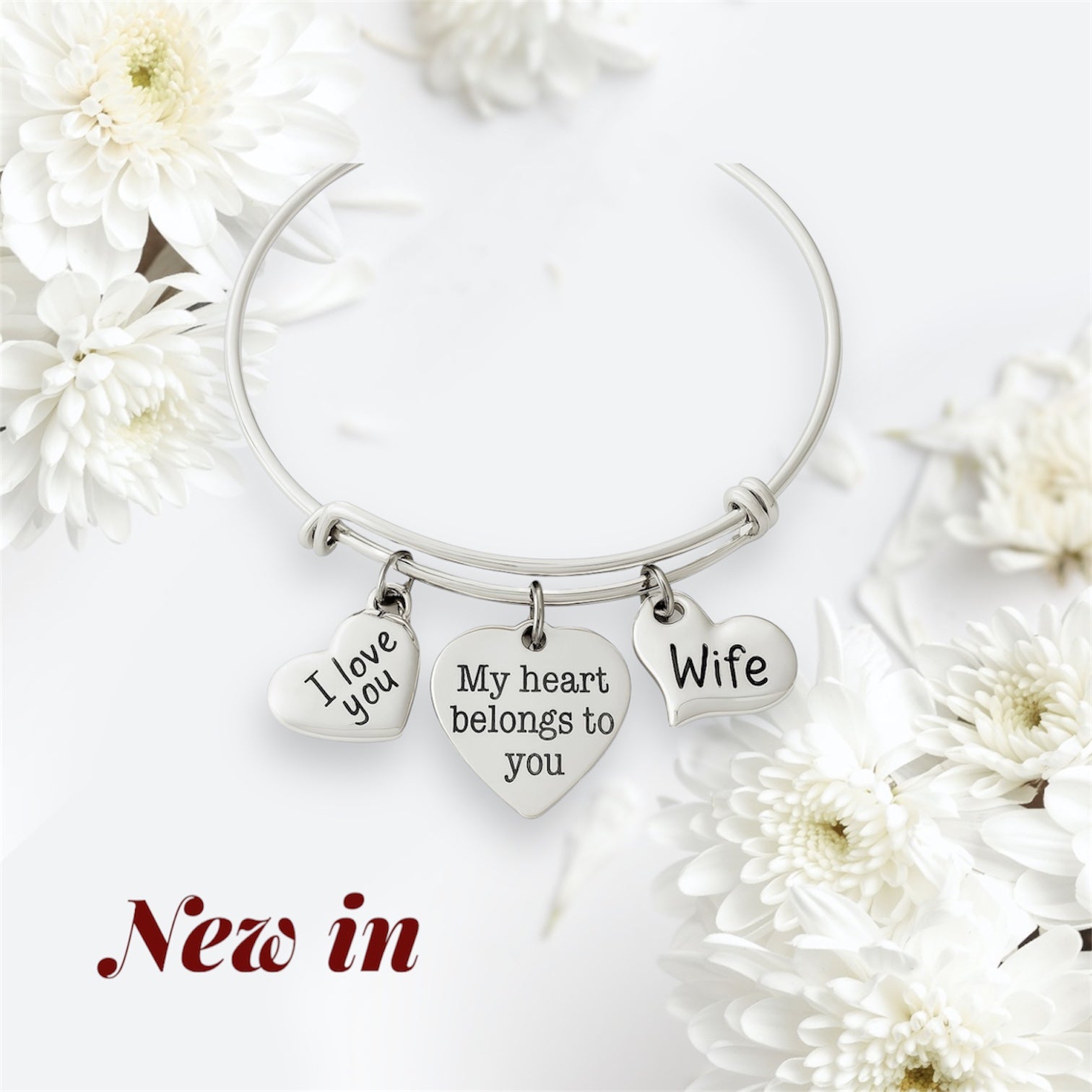 Silver expandable charm bracelet  "I love you", "My heart belongs to you", and "Wife