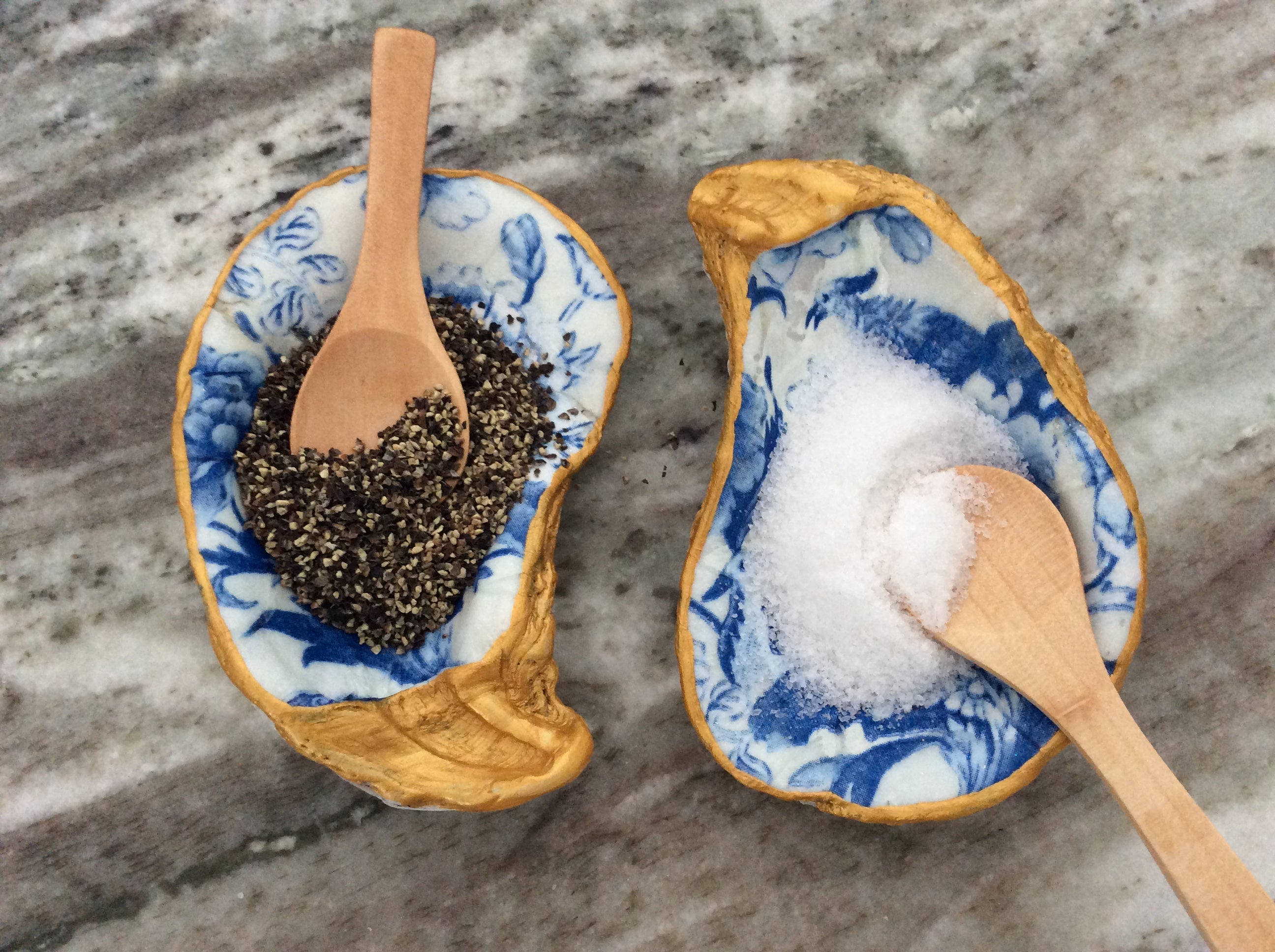 Oyster Salt and Pepper Gift Set, Salt and Pepper Set, Spice Dish, Oyster  Shell Dish, Mothers Day Gift, Teacher Appreciation Gift 