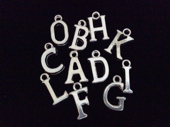 Football Mom Keychain – Personalized Key Ring with Helmet, Engraved Pendant &amp; Initial Charm