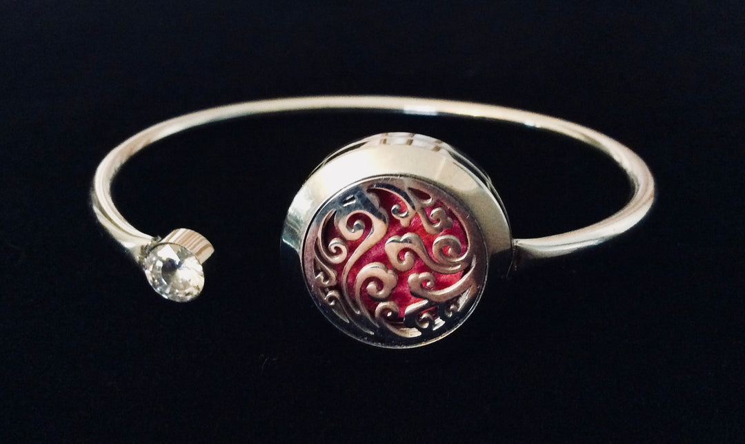 Aromatherapy Jewelry Essential Oil locket Diffuser Bracelet Stainless Steel Locket Flexible