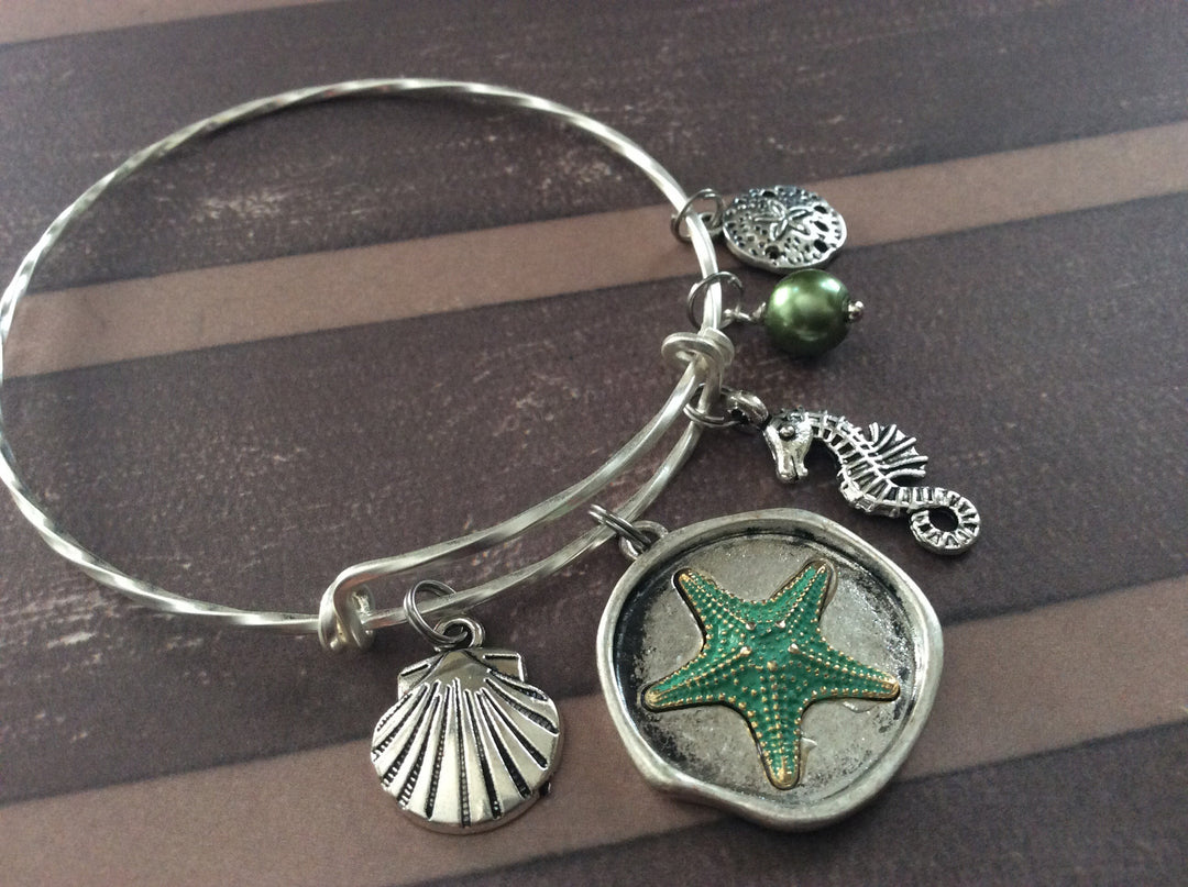 Expandable Nautical Bracelet Ocean Green Starfish Seashell Seahorse Sand Dollar 