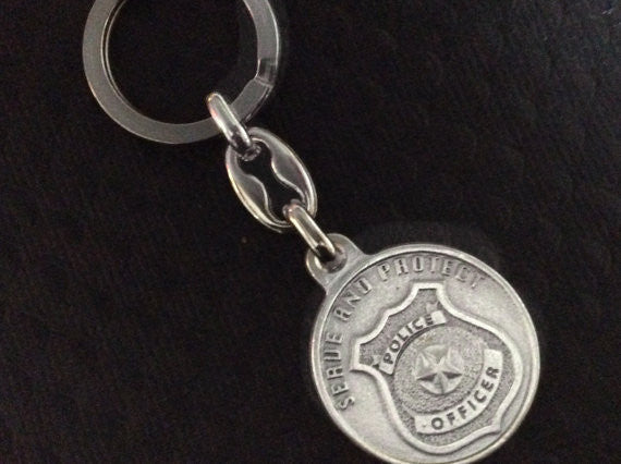 Serenity Prayer Serve and Protect Keychain Medal Silver Key Ring Protection Police Officer 